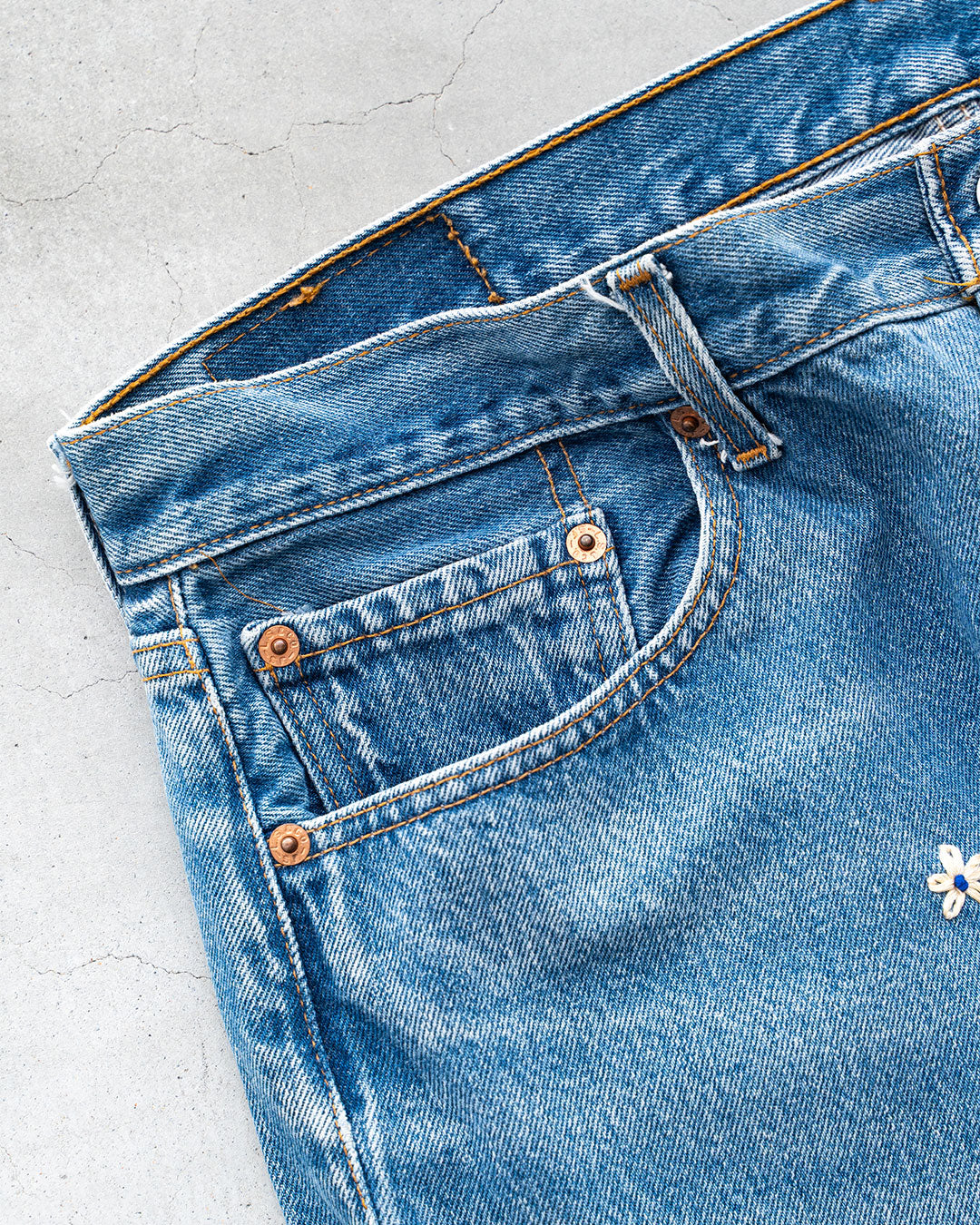 【SHANANA MIL】Used 501 Denim『Hand Embroidery Daisy』⑨