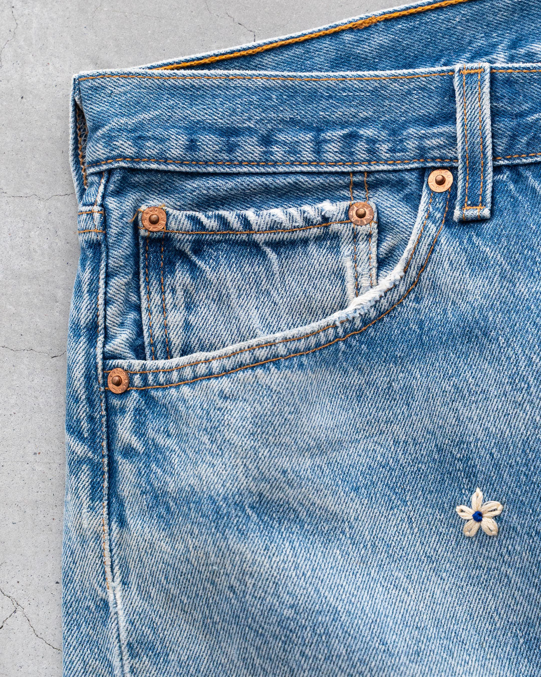 【SHANANA MIL】Used 501 Denim『Hand Embroidery Daisy』⑩