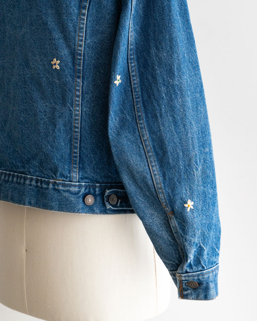 【SHANANA MIL】Used 70505 Denim Jacket 『Hand Embroidery Daisy』 made in USA ①