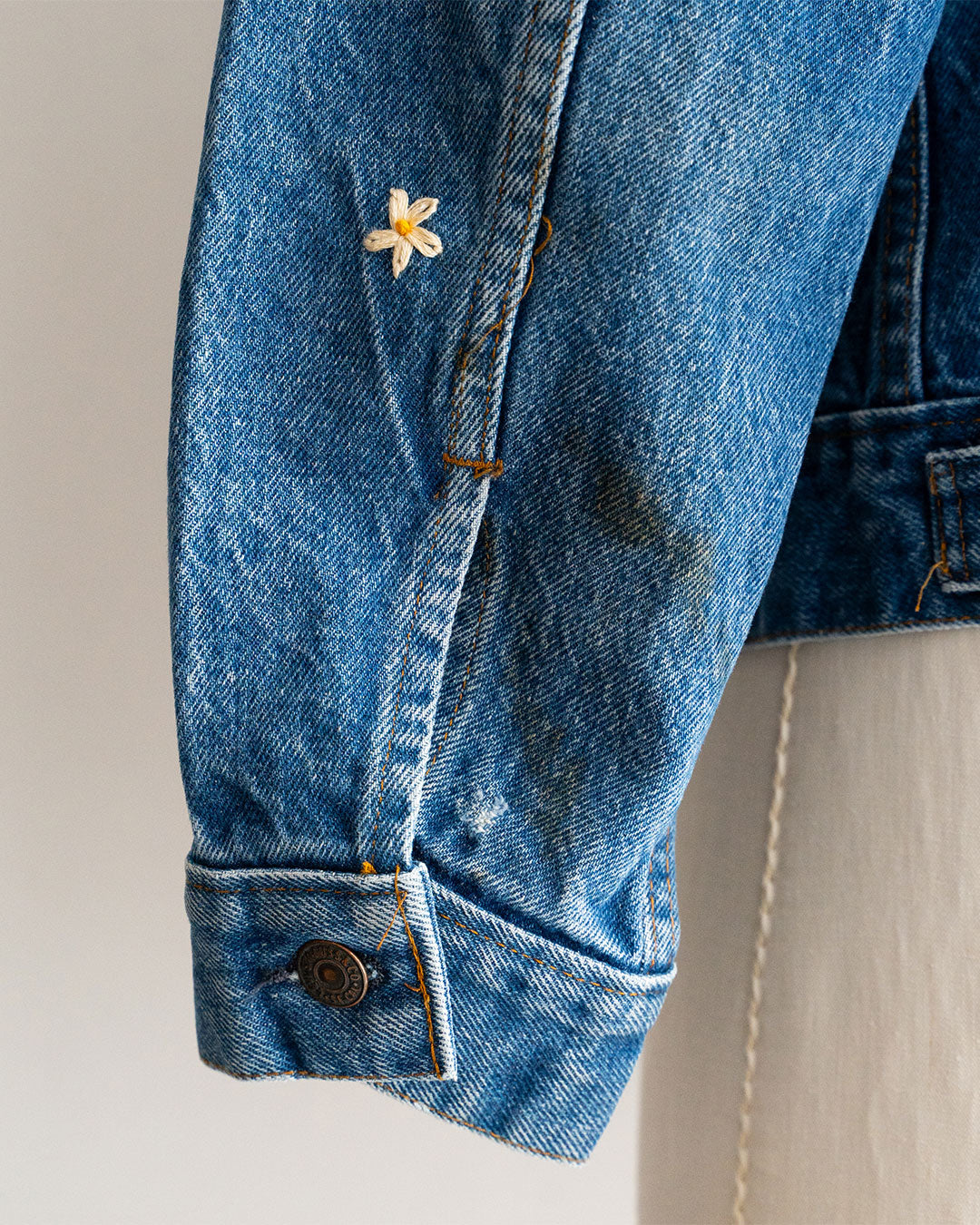 【SHANANA MIL】Used 70505 Denim Jacket 『Hand Embroidery Daisy』 made in USA ①