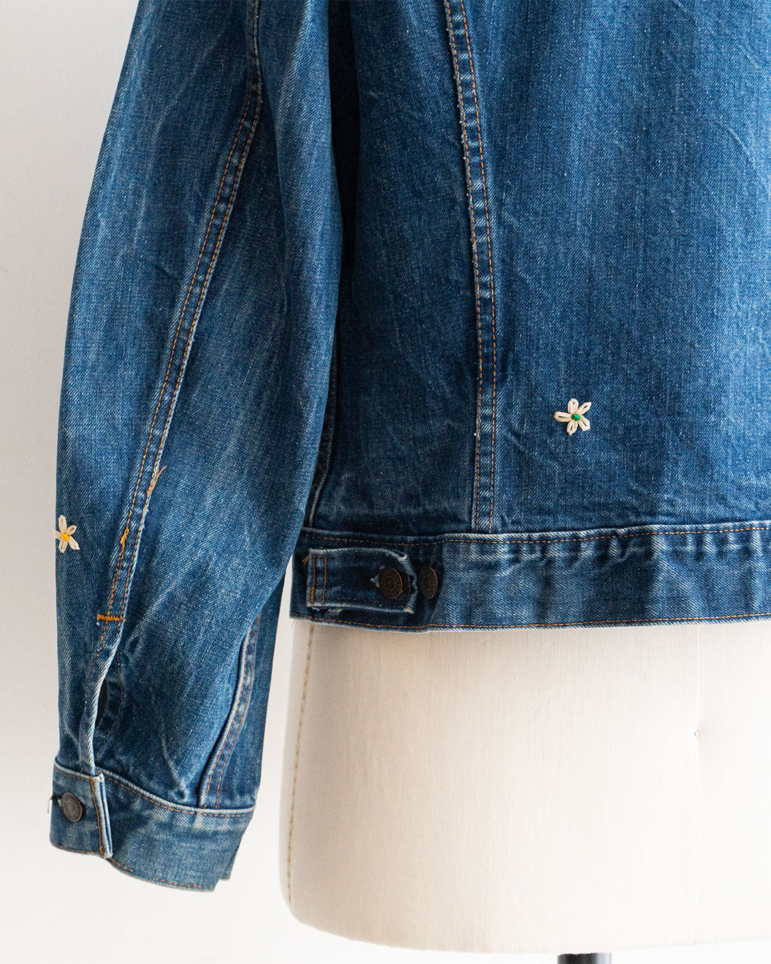 【SHANANA MIL】Used 70505 Denim Jacket 『Hand Embroidery Daisy』made in USA ②