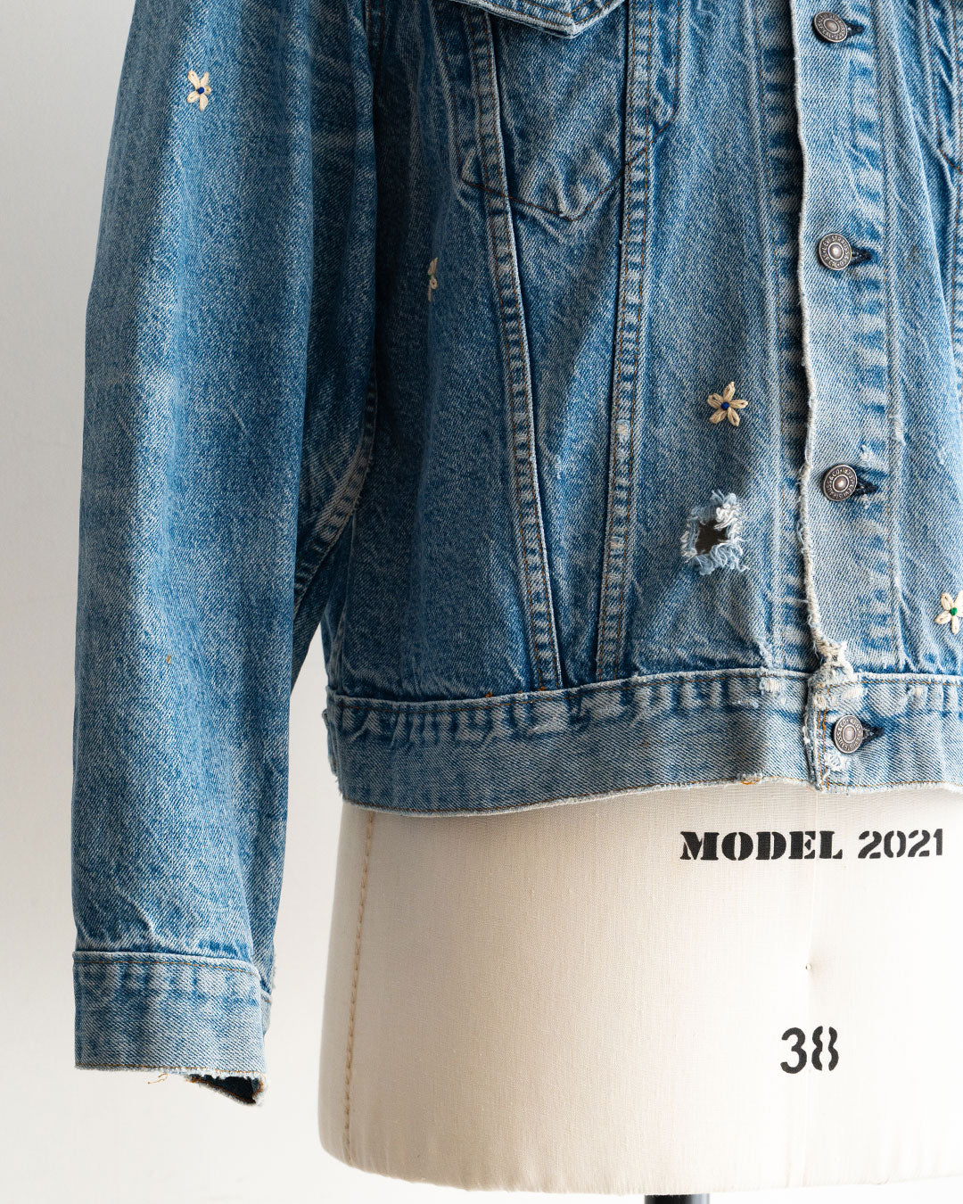 【SHANANA MIL】Used 70505 Denim Jacket 『Hand Embroidery Daisy』made in USA ③