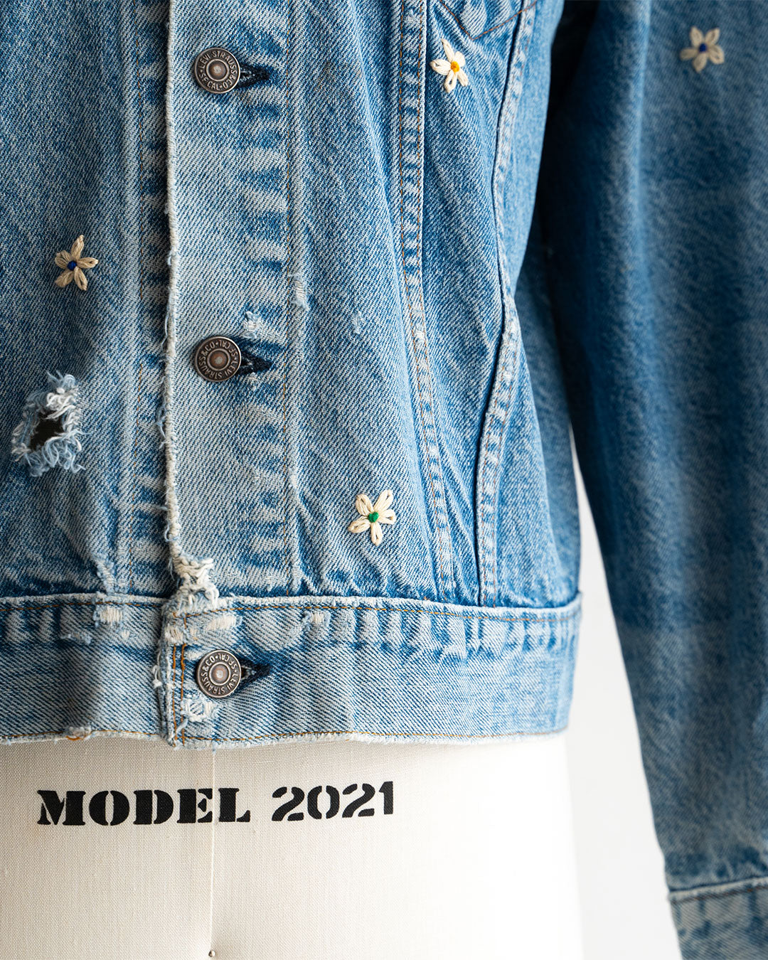 【SHANANA MIL】Used 70505 Denim Jacket 『Hand Embroidery Daisy』made in USA ③