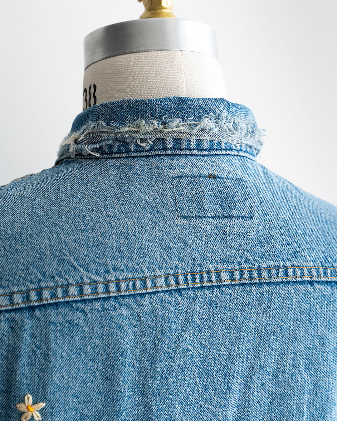 【SHANANA MIL】Used 70505 Denim Jacket 『Hand Embroidery Daisy』made in USA ③