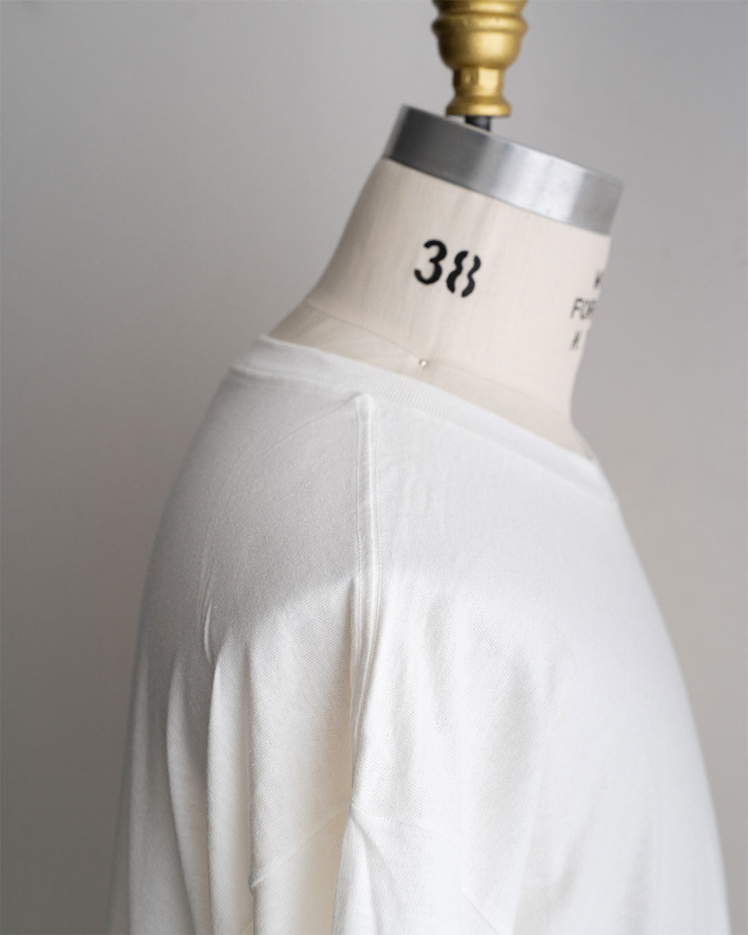 【DEADSTOCK】90-00s 『Fruit of The Loom』 HEAVY COTTON S/S Blank Tee