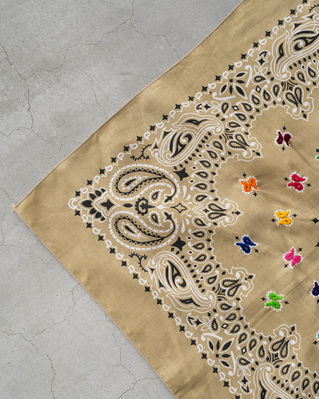 【Oaxaca】 Hand Embroidered Bandana 『made in USA』