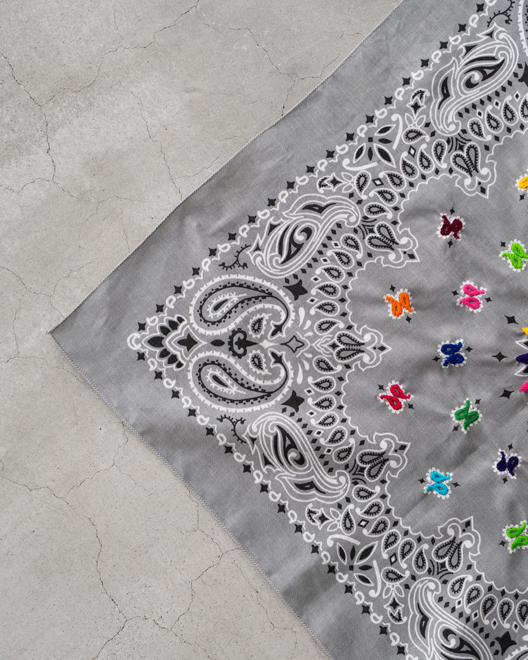 【Oaxaca】 Hand Embroidered Bandana 『made in USA』