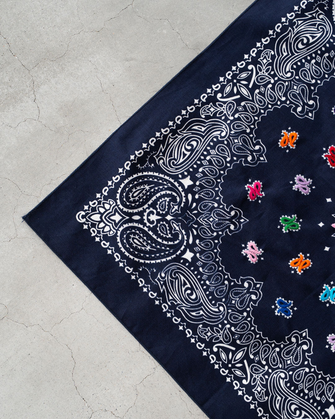 【Oaxaca】 Hand Embroidered Bandana 『made in USA』