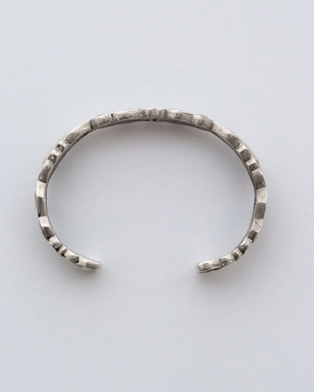 【Indian Jewelry】Navajo『RAY ADAKAI』Double Stamp Bangle ①