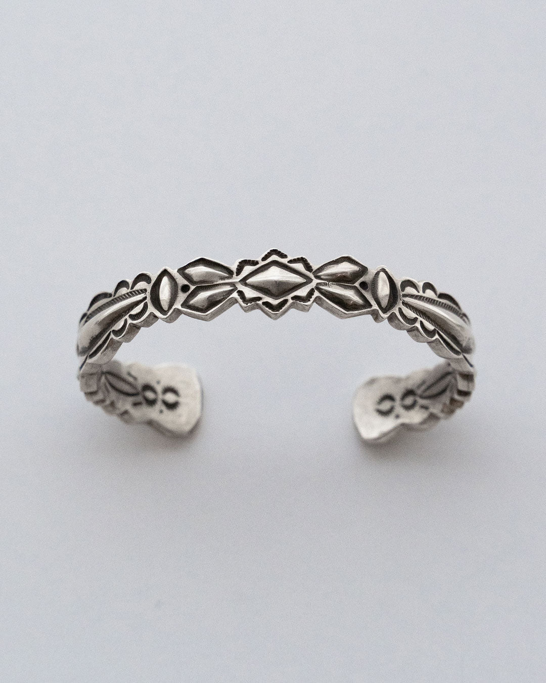 【Indian Jewelry】Navajo『RAY ADAKAI』Double Stamp Bangle ②
