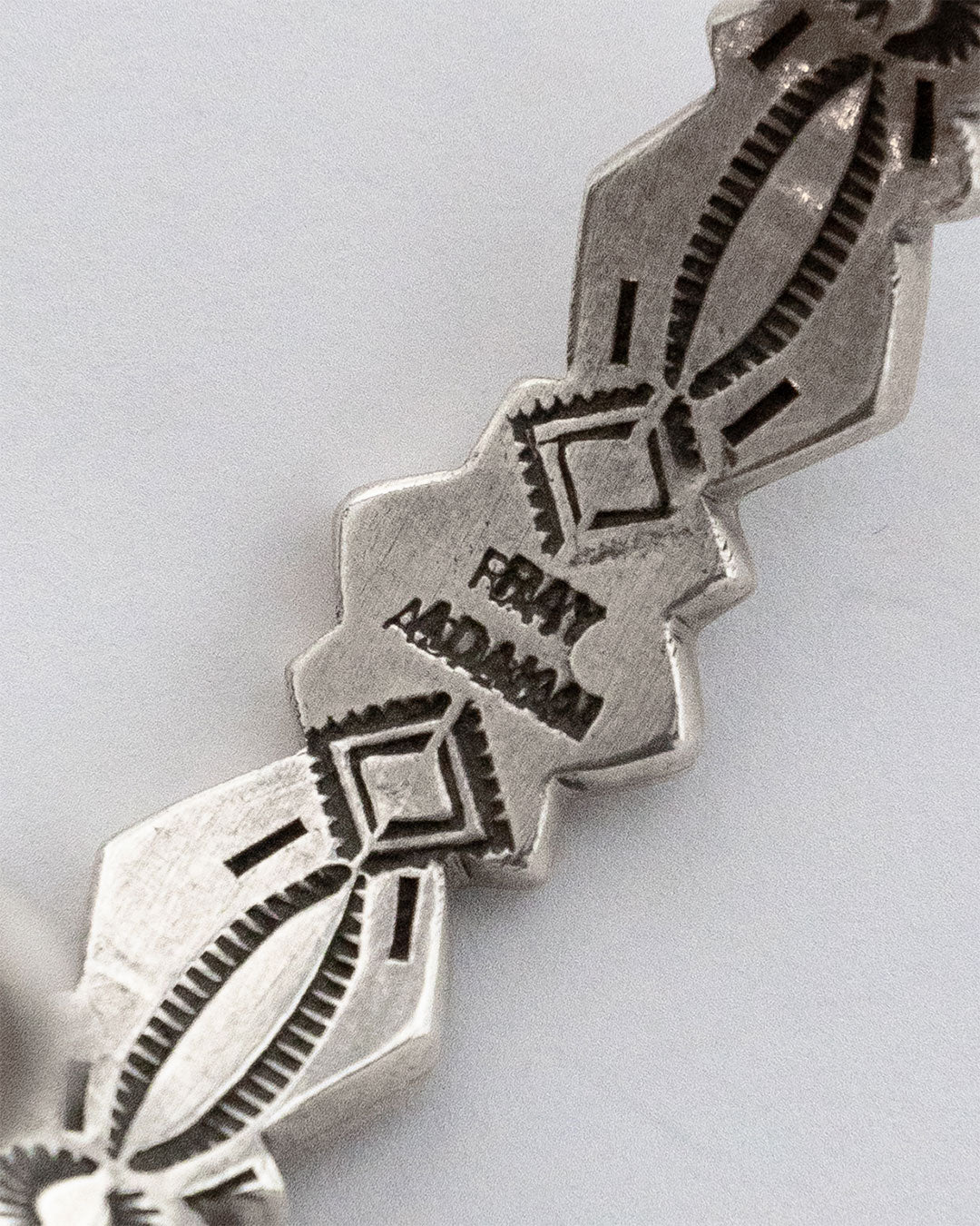 【Indian Jewelry】Navajo『RAY ADAKAI』Double Stamp Bangle ②