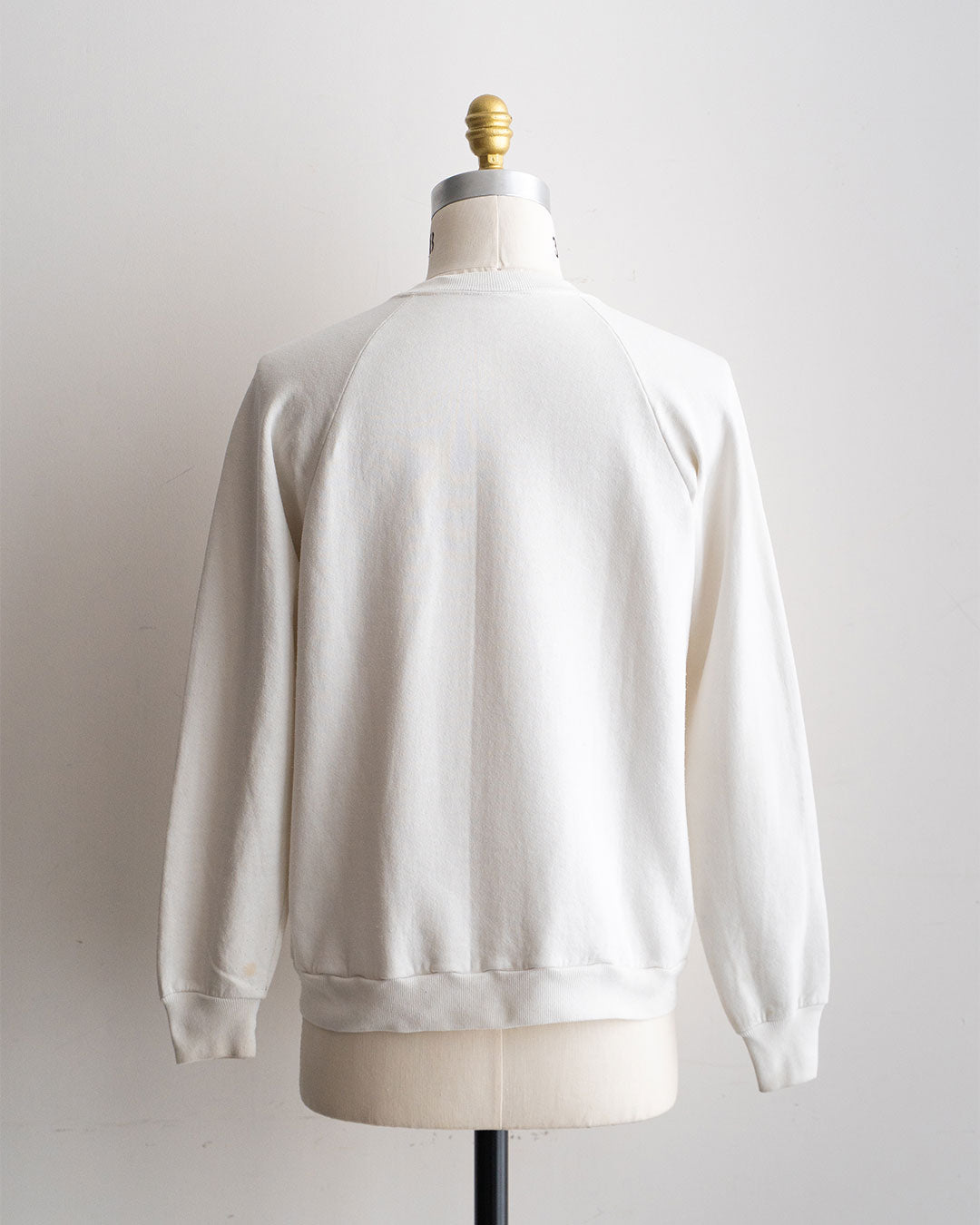 【VINTAGE】80s Official Micky Sweat 『Disney Designs』 Made in USA ①