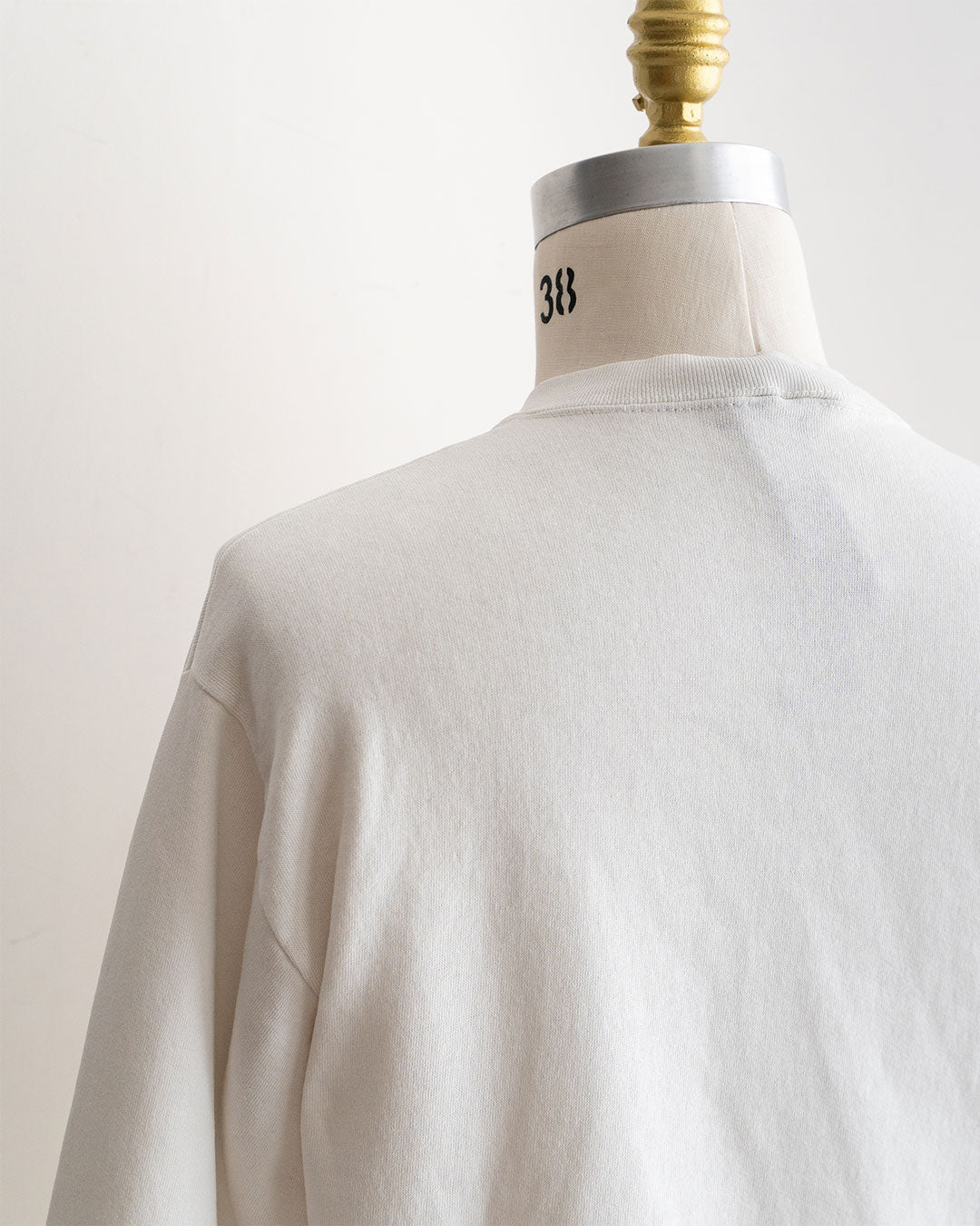 【VINTAGE】80s Official Micky Sweat 『Disney Designs』 Made in USA ②