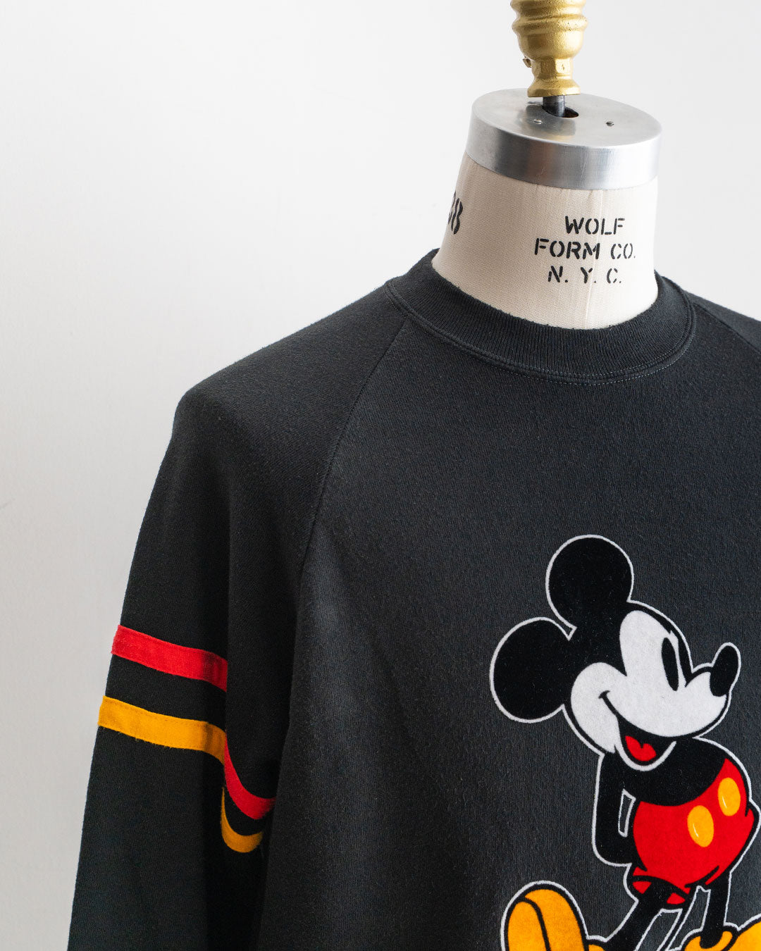 【VINTAGE】80s Official Micky Sweat 『Disney Designs』 Made in USA ⑦