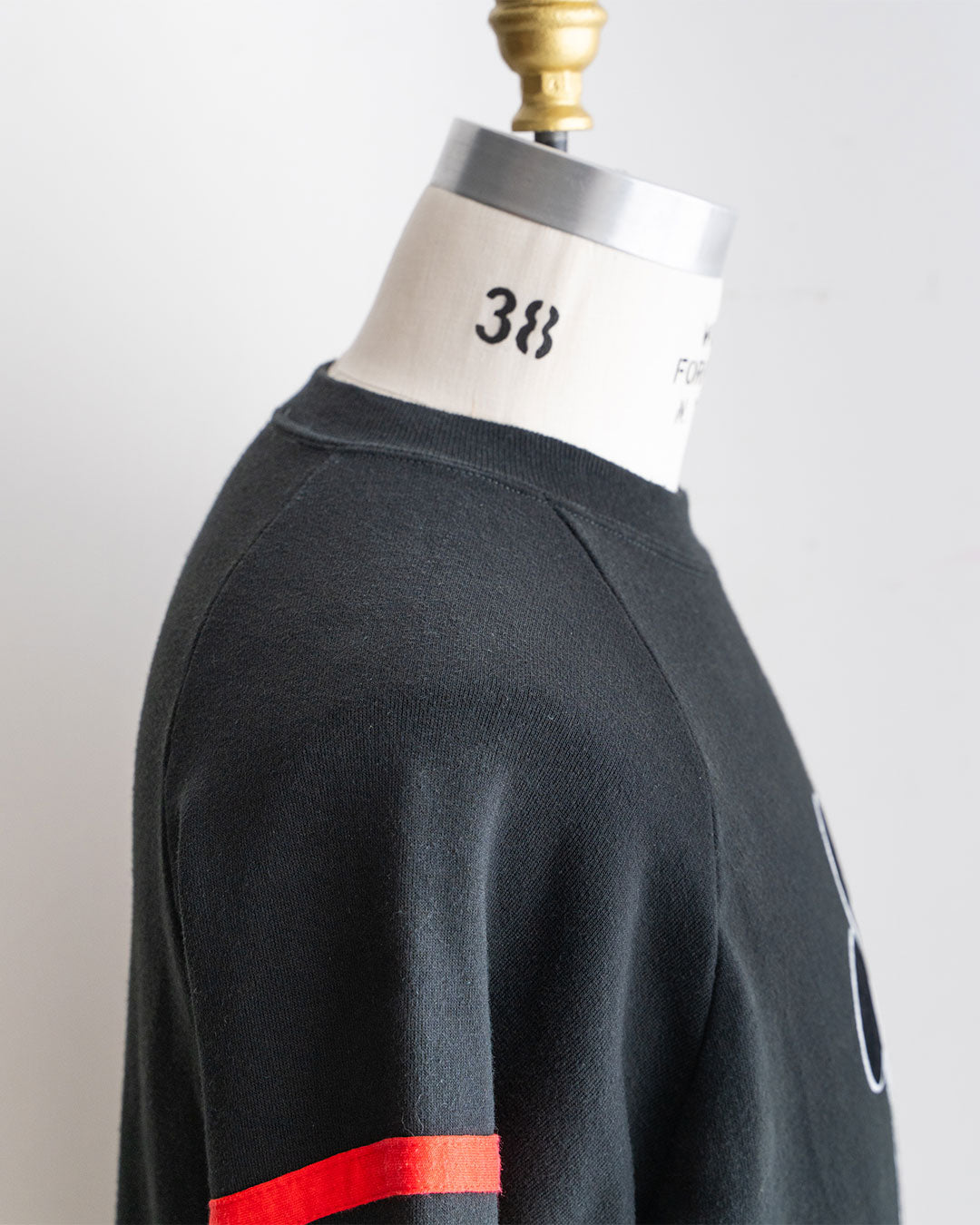 【VINTAGE】80s Official Micky Sweat 『Disney Designs』 Made in USA ⑦