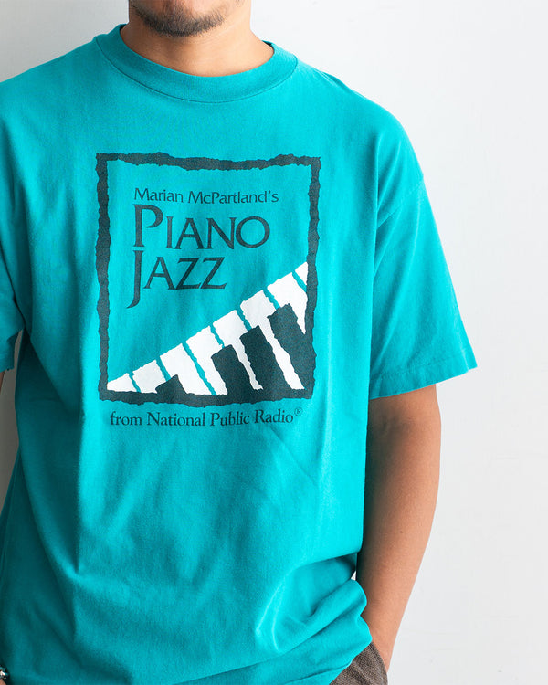 NPR（National Public Radio）のグッズTee