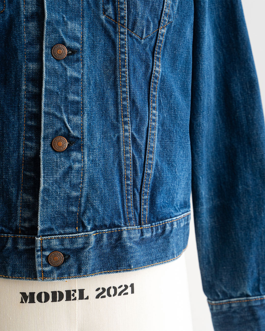 【VINTAGE】60-70s Levis 70505 Denim Jacket 『Big E』 Big Size & Good Condition ①