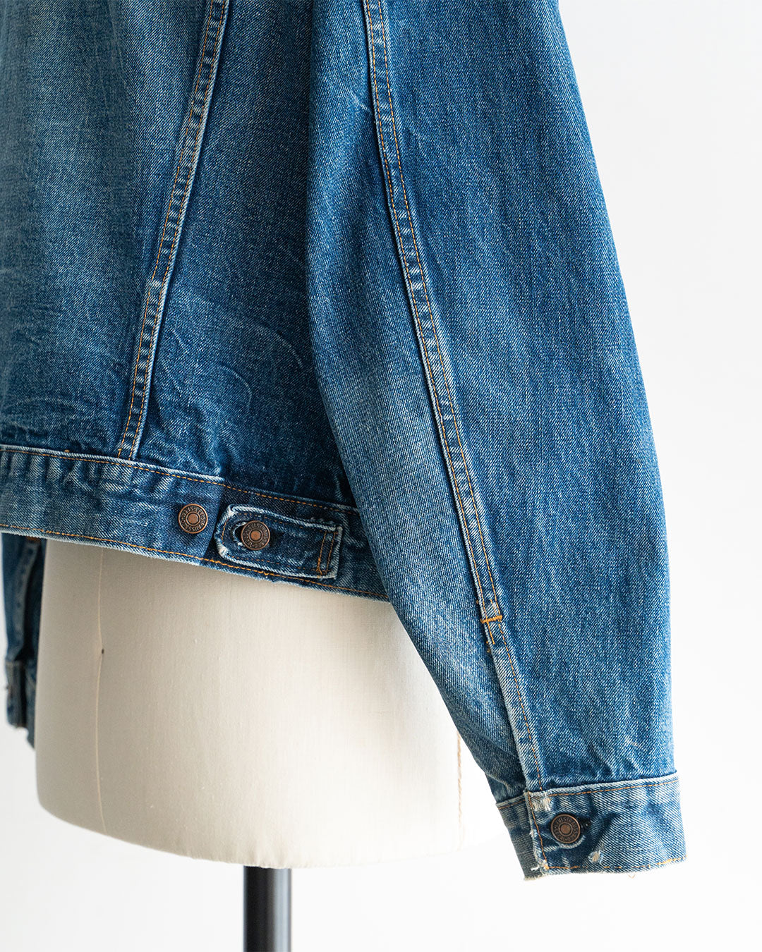【VINTAGE】60-70s Levis 70505 Denim Jacket 『Big E』 Big Size ②