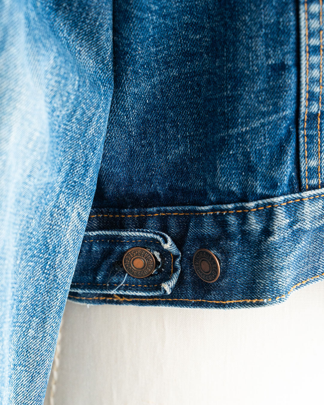【VINTAGE】60-70s Levis 70505 Denim Jacket 『Big E』 Big Size ②