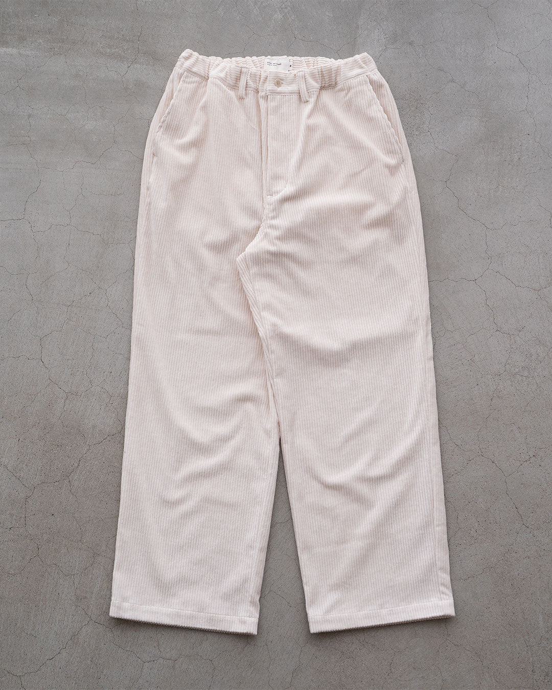 カラー Off White