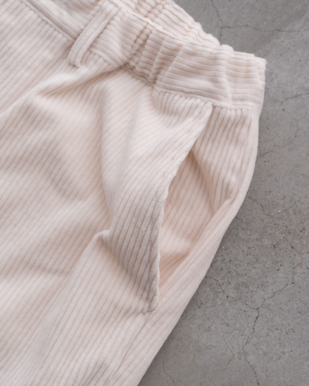 【STILL BY HAND】 5-wale corduroy pants