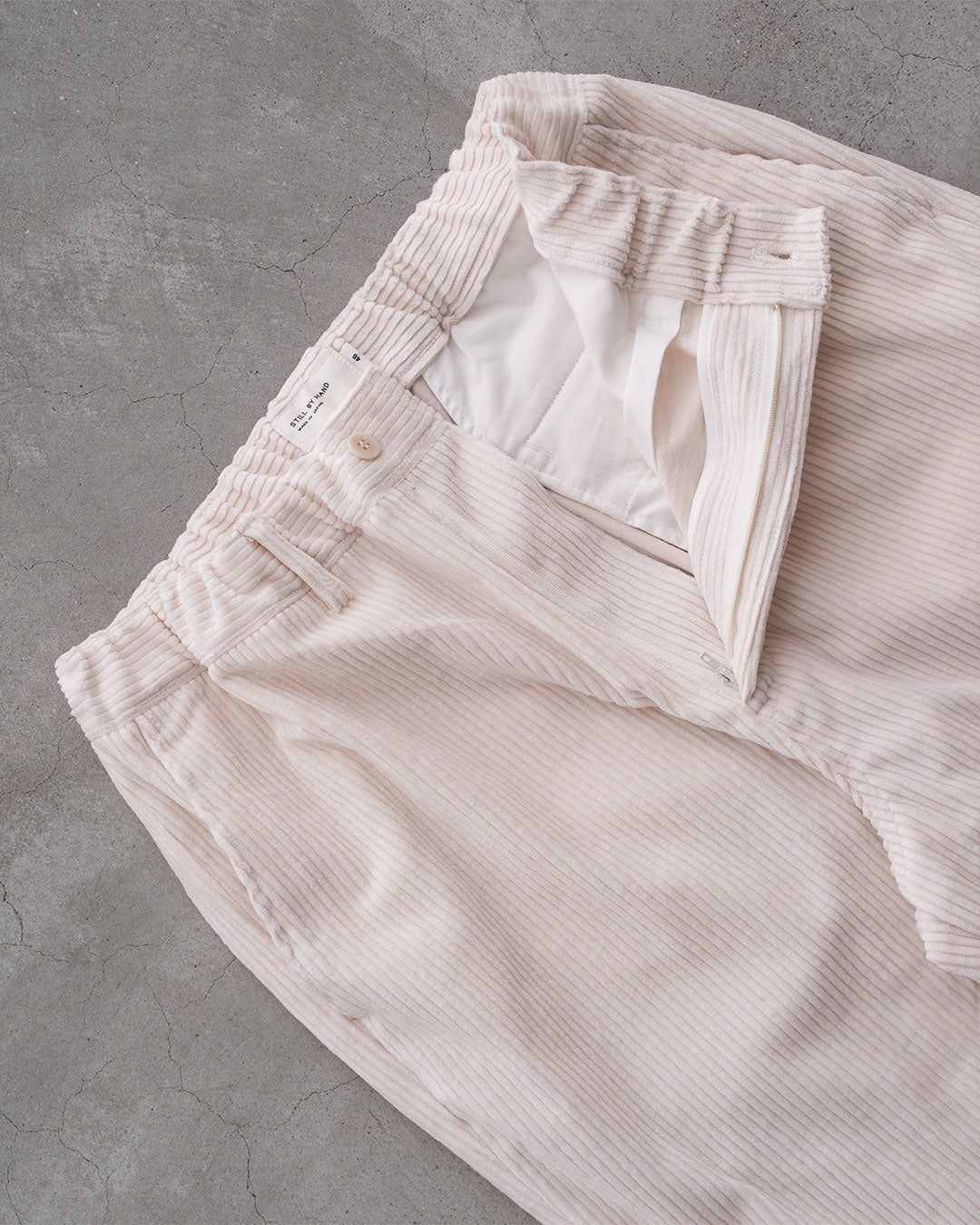 【STILL BY HAND】 5-wale corduroy pants