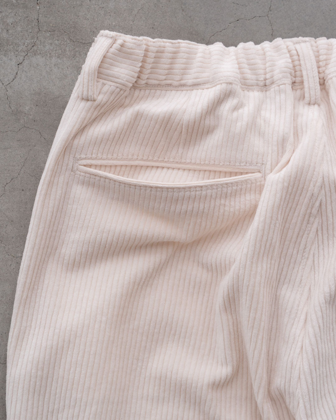【STILL BY HAND】 5-wale corduroy pants