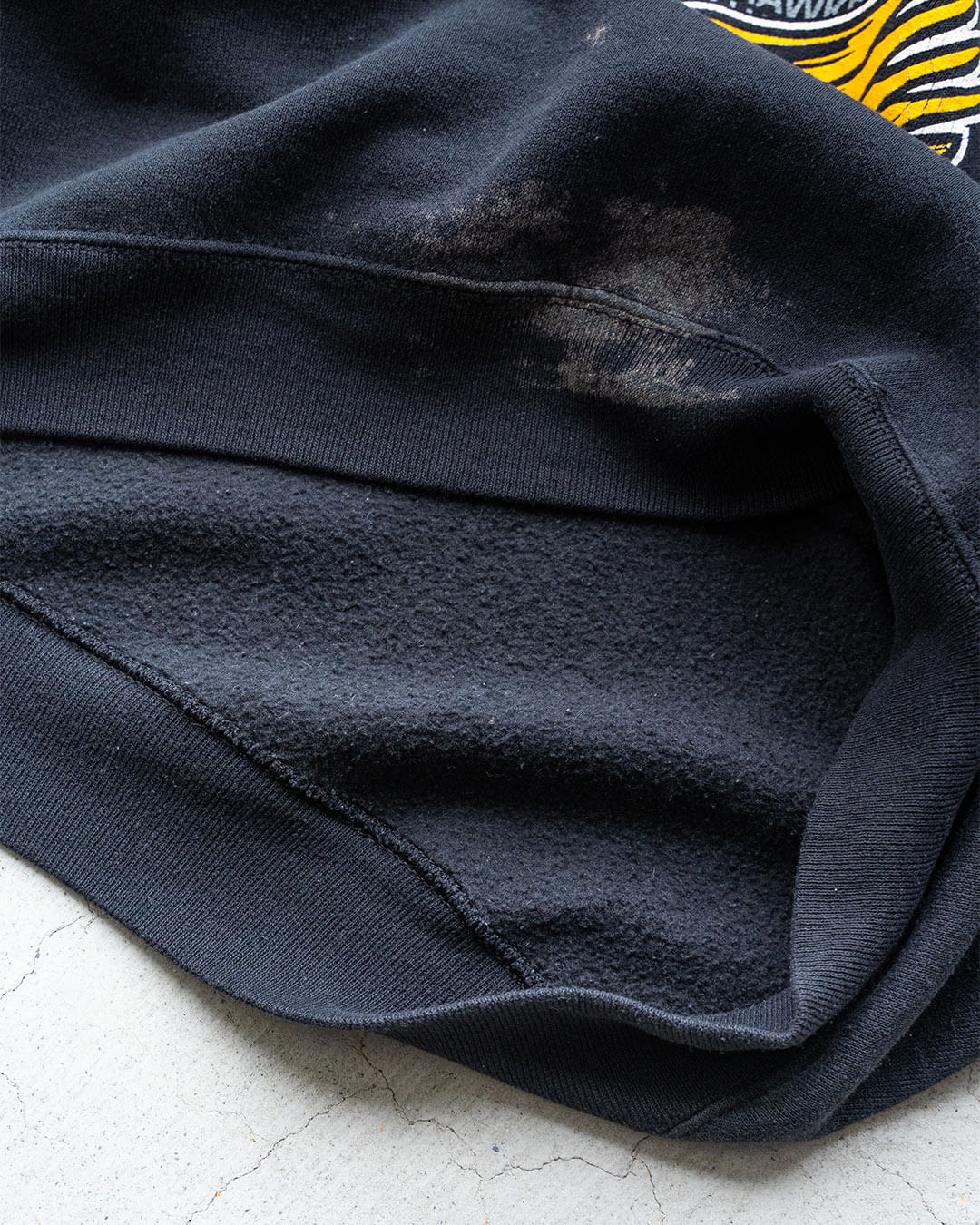 【VINTAGE】80-90s University Graphic Sweat 『IOWA HAWKS』 TULTEX