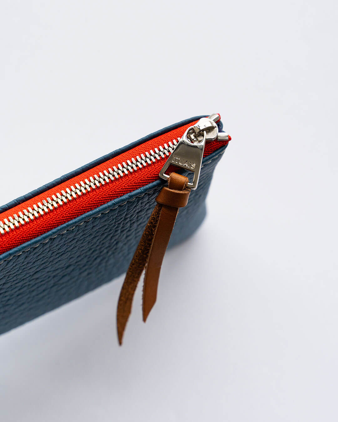 【ITUAIS】 Qualquer Coisa Pouch Mini