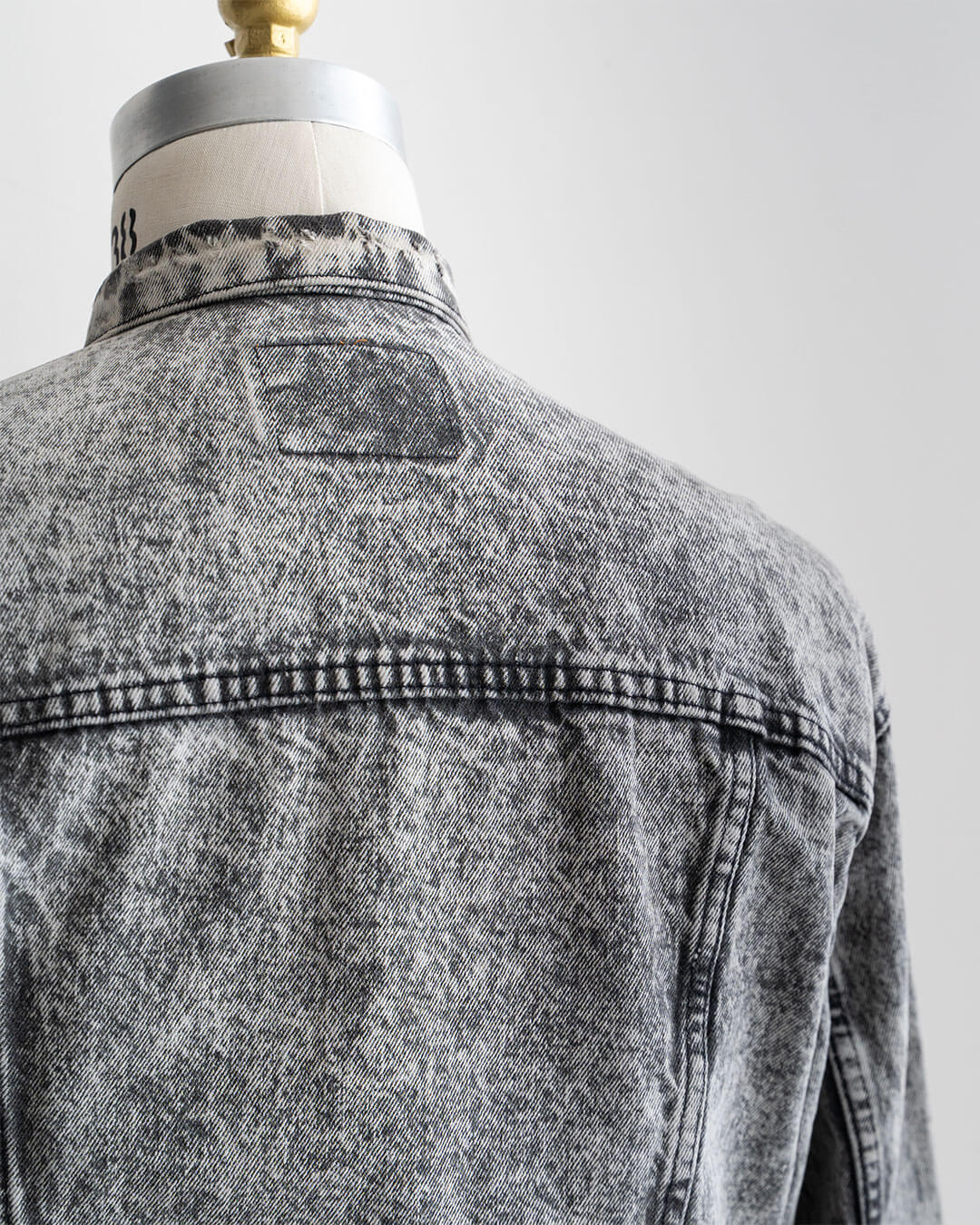 【VINTAGE】80s Levis 57508 Denim Jacket 『Acid Black』 Made In USA