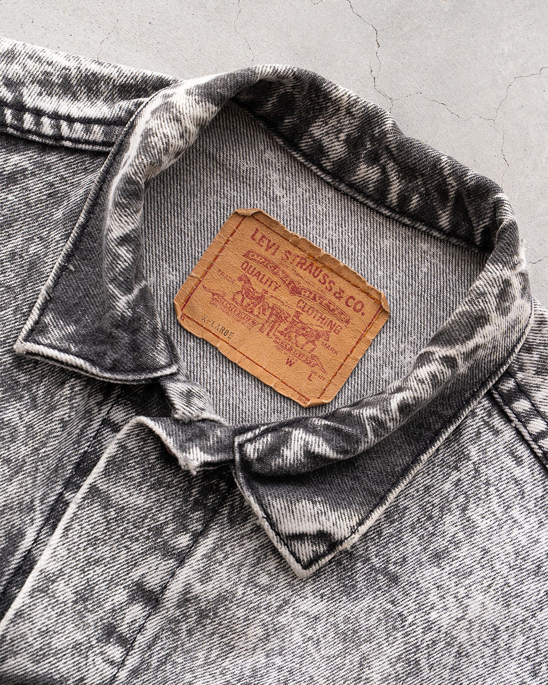 【VINTAGE】80s Levis 57508 Denim Jacket 『Acid Black』 Made In USA