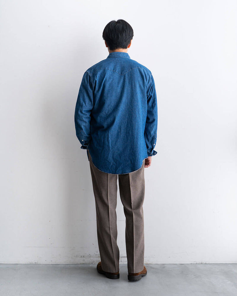 モデル 身長175cm　体重69kg