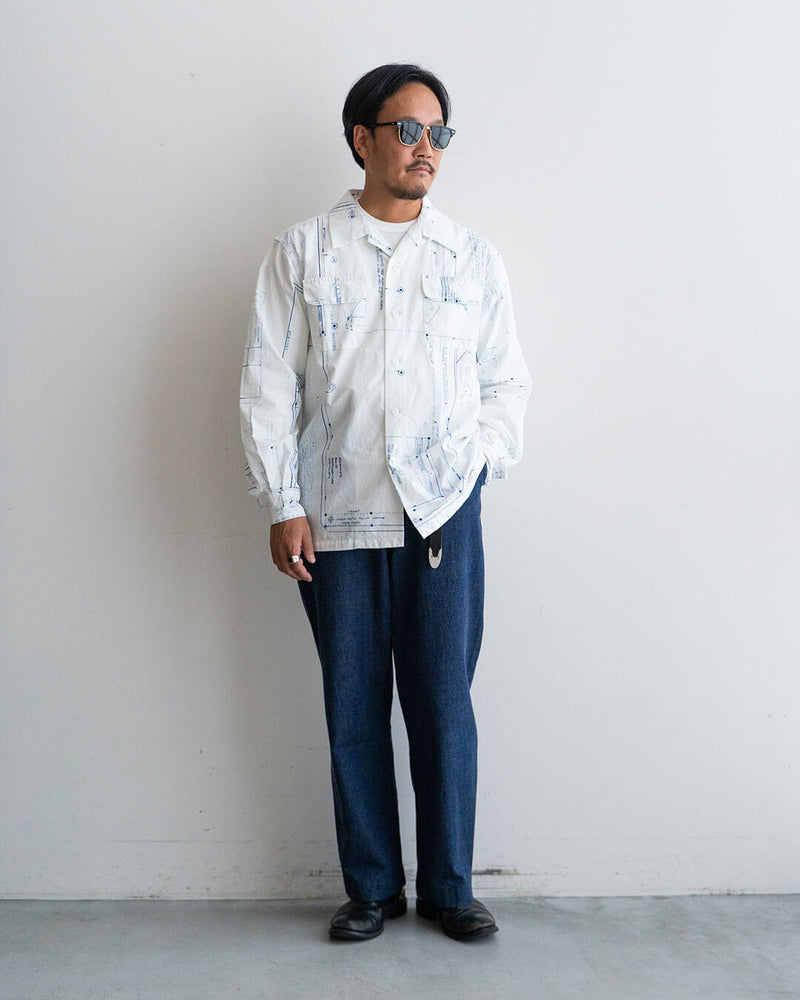 モデル 身長175cm　体重69kg / 着用サイズ M