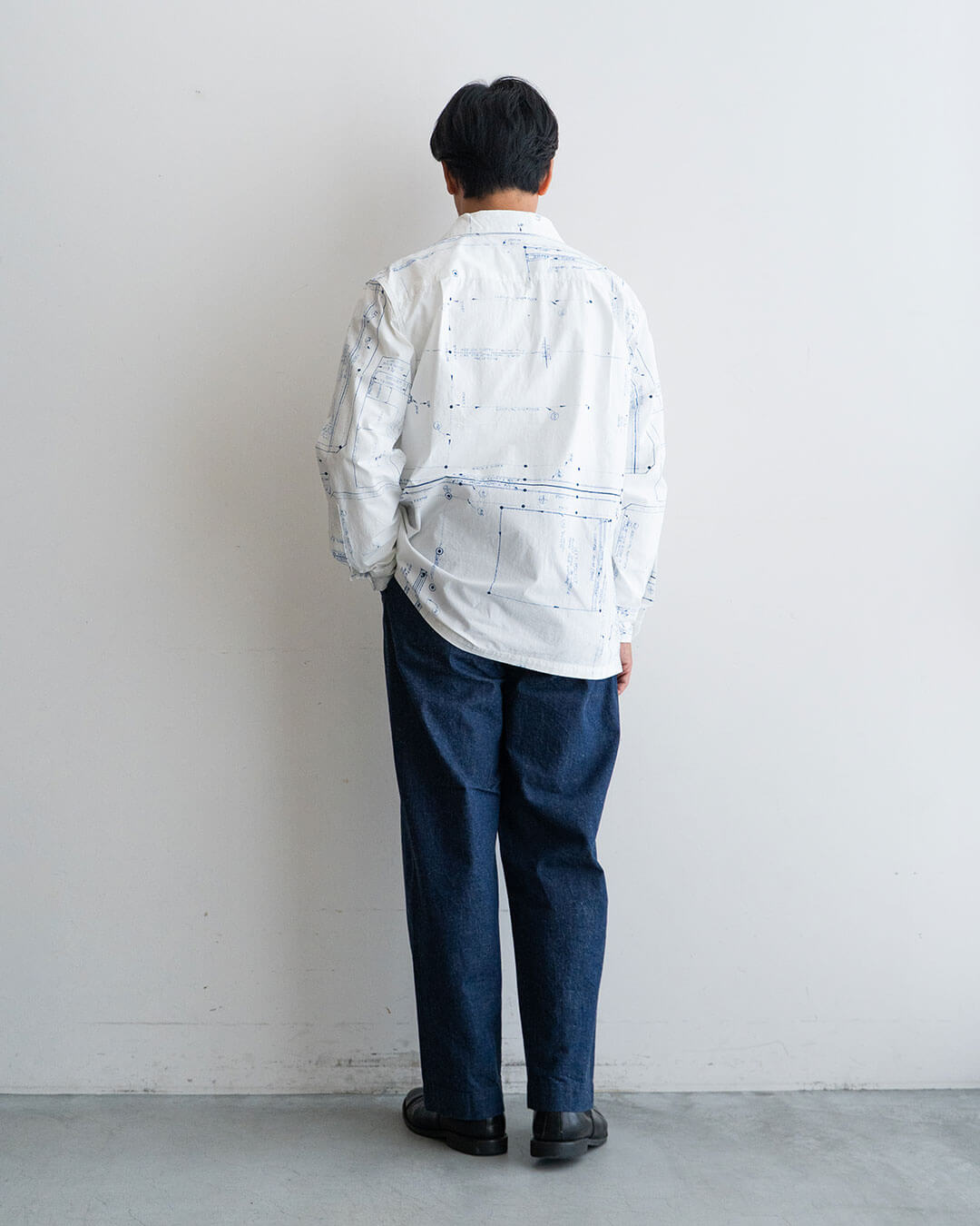 モデル 身長175cm　体重69kg / 着用サイズ M