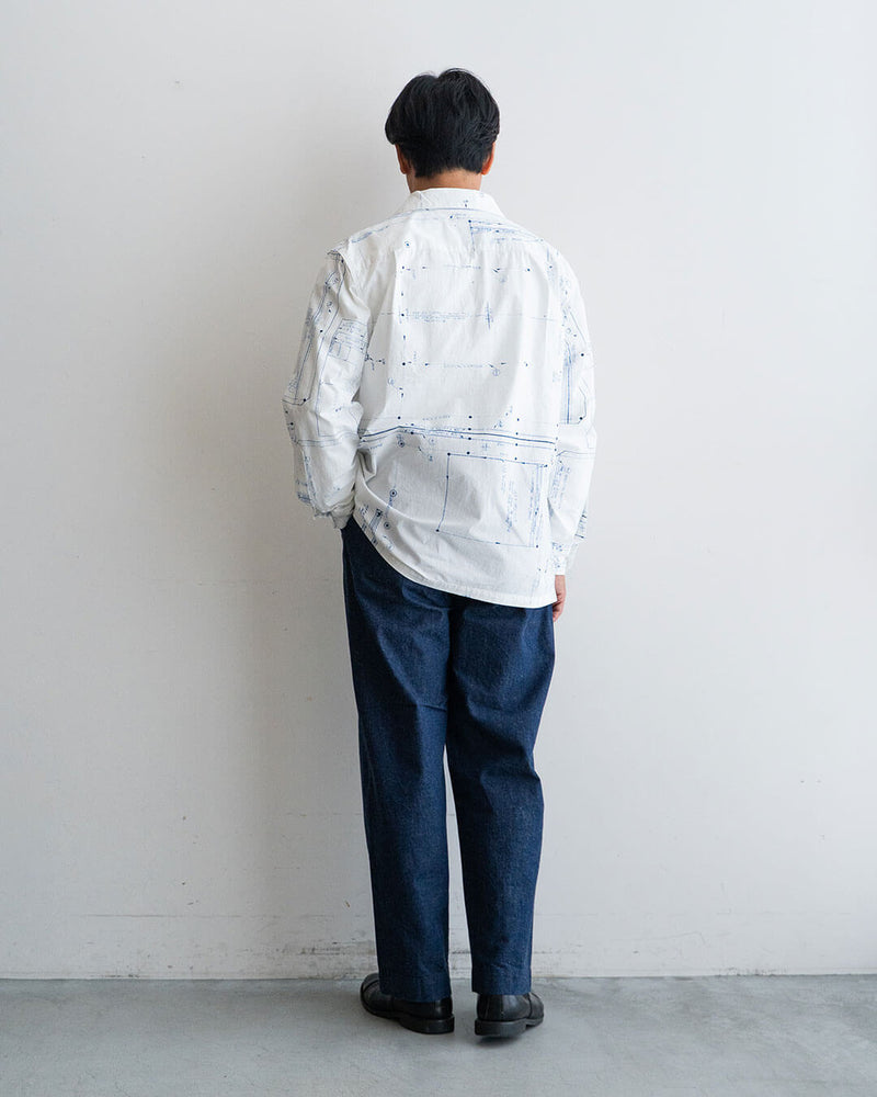 モデル 身長175cm　体重69kg / 着用サイズ M