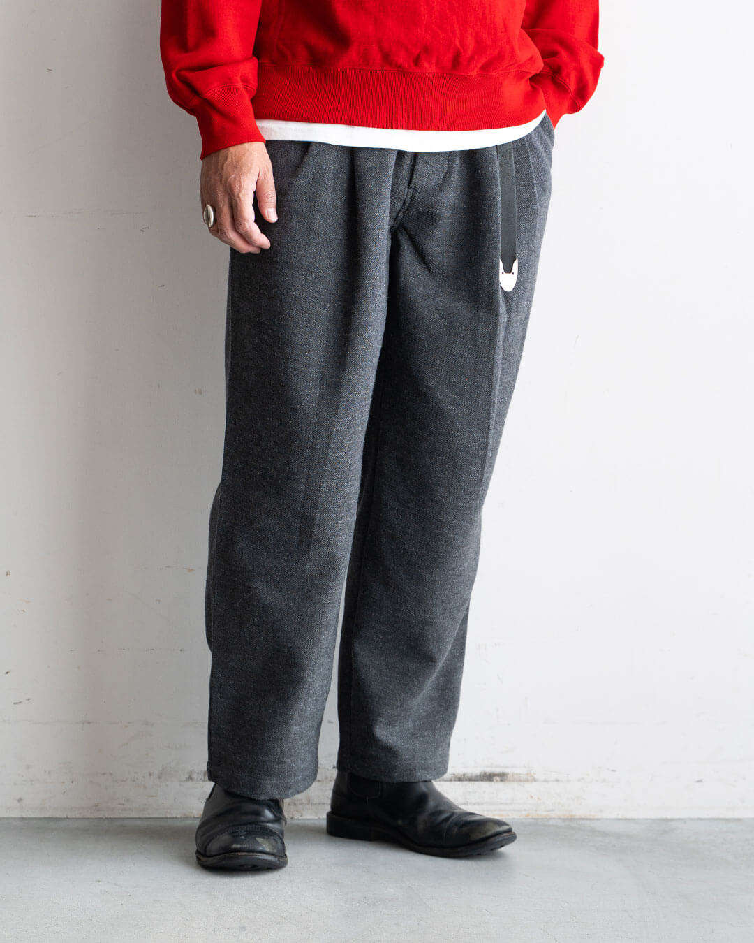 モデル 身長175cm　体重69kg / 着用カラー Grey