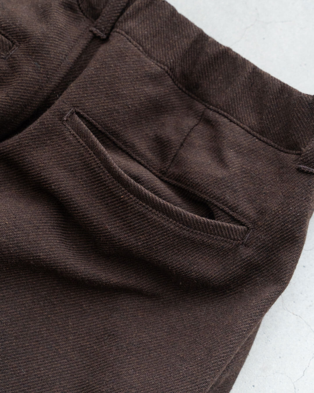 【STILL BY HAND】Cotton Wool 2tuck Trousers