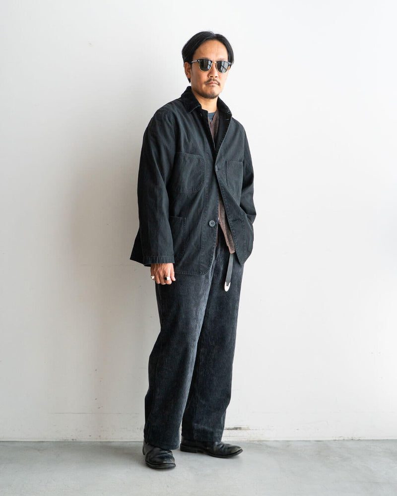 モデル 身長175cm　体重69kg / 着用カラー Black Stone  着用サイズ 3