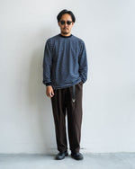 モデル 身長175cm　体重69kg / 着用カラー NAVY サイズ40