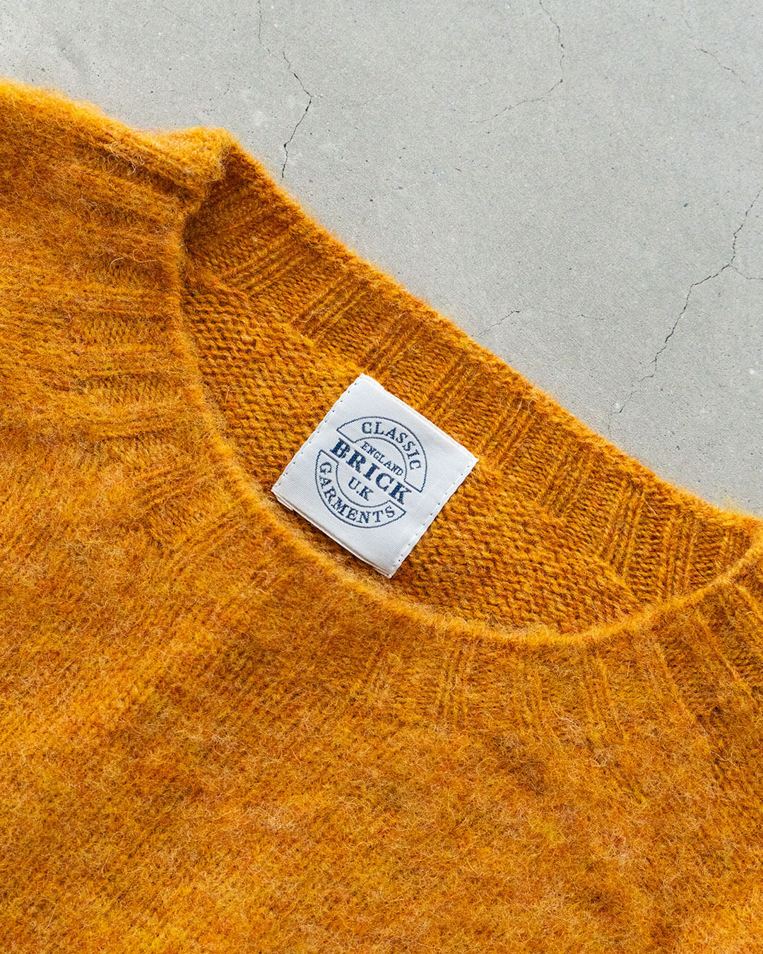 【BRICK】Shetland Wool Shaggy Dog Sweater『Made In Scotland』
