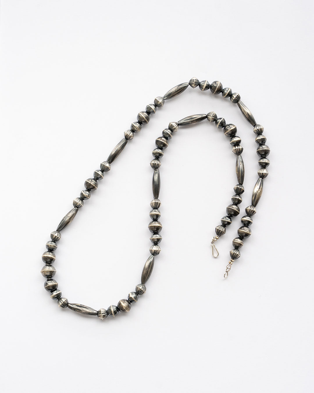 【Indian Jewelry】60-70s Vintage Navajo Pearl Handmade Silver Bead Necklace 『60cm』①