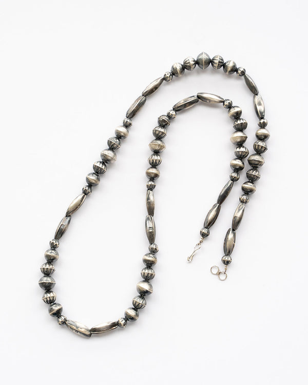 【Indian Jewelry】60-70s Vintage Navajo Pearl Handmade Silver Bead Necklace 『65cm』①