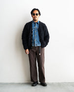 モデル 身長175cm　体重69kg
着用カラー Abstract Black / 着用サイズ One Size