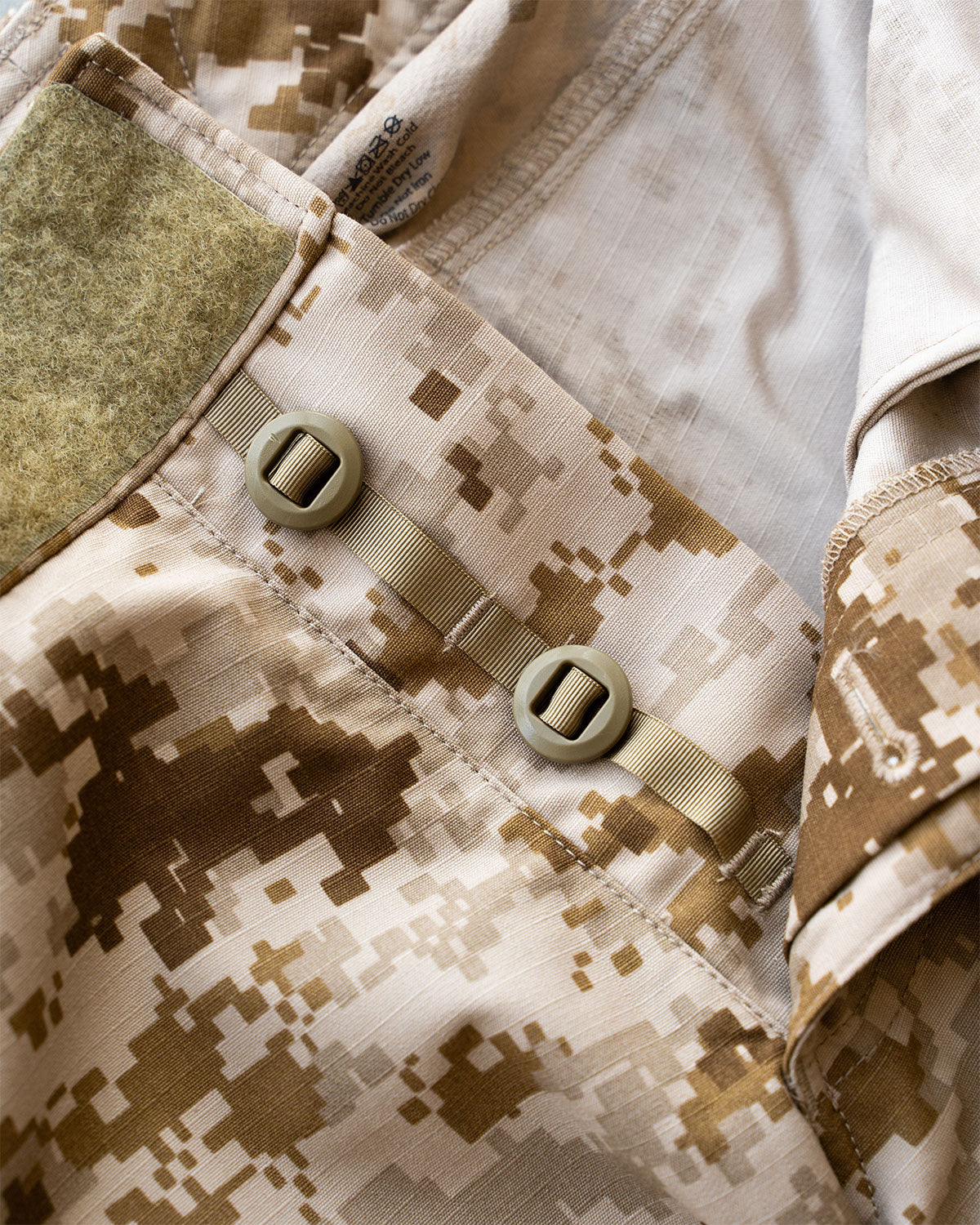 【DEADSTOCK】00s U.S.Special Force AOR1 Level 9 Combat Pants"By Patagonia Mars"