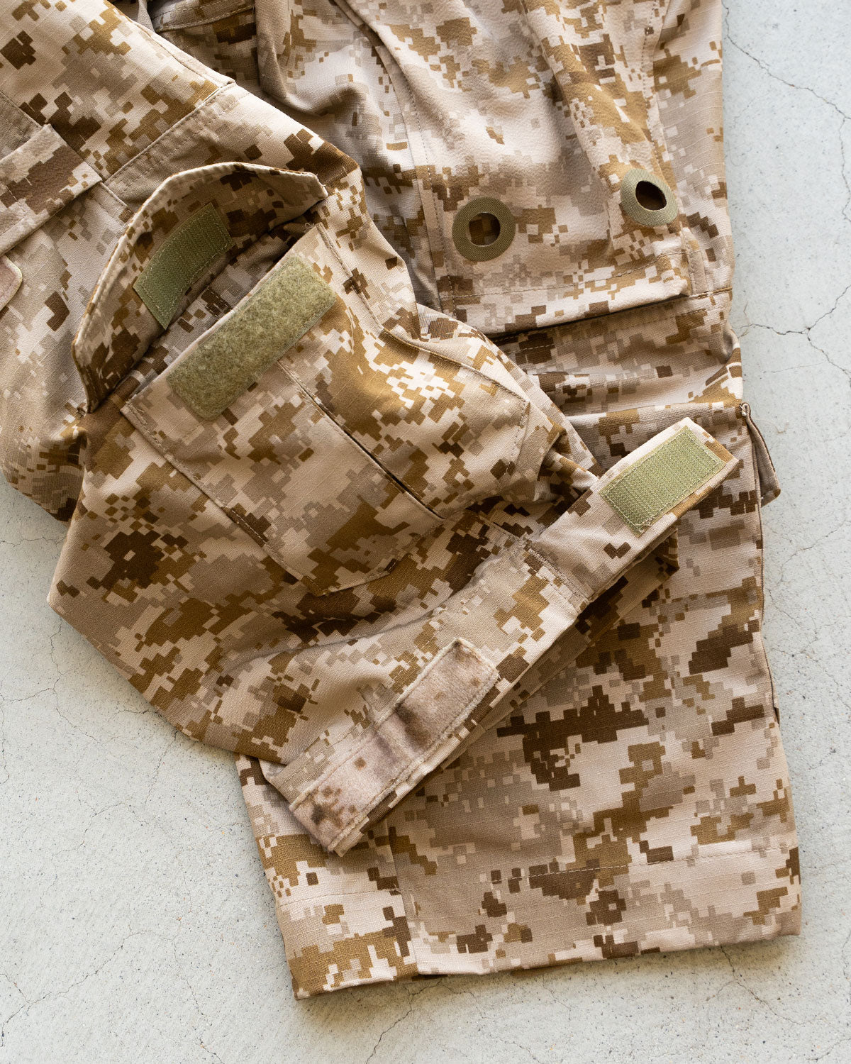 【DEADSTOCK】00s U.S.Special Force AOR1 Level 9 Combat Pants"By Patagonia Mars"