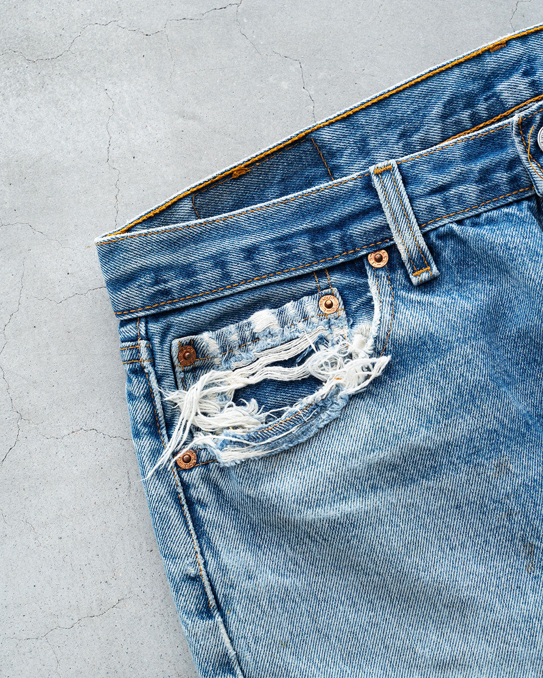【VINTAGE】90s Levis 501 『Made In USA ＆Very Good Size』『表記W36/L30』①