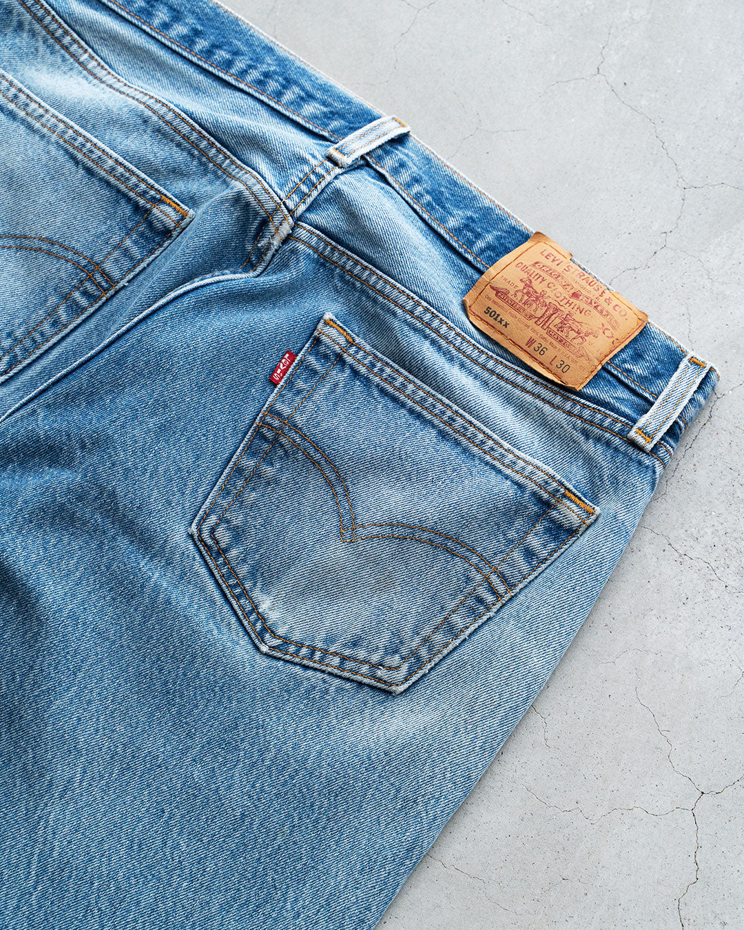 【VINTAGE】90s Levis 501 『Made In USA ＆Very Good Size』『表記W36/L30』①