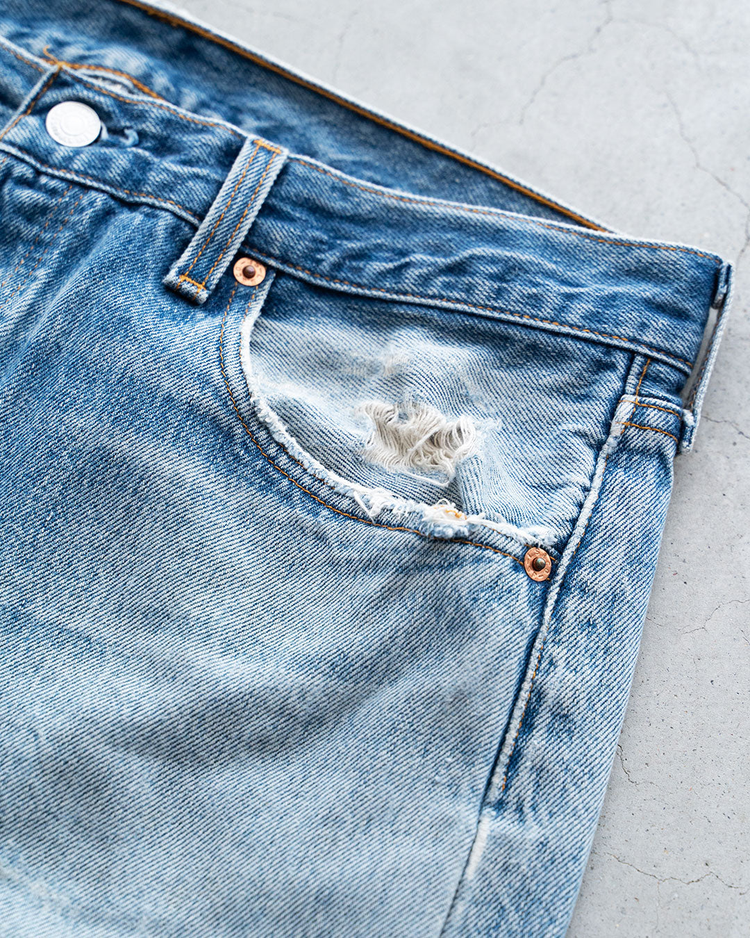 【VINTAGE】90s Levis 501 『Made In USA ＆Very Good Size』『表記W36/L30』②