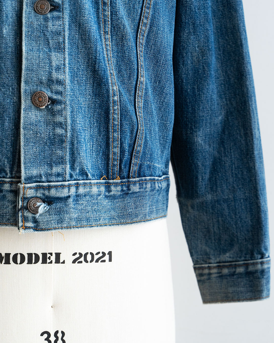 【VINTAGE】70s Levis 70505 Denim Jacket『Good Size』①