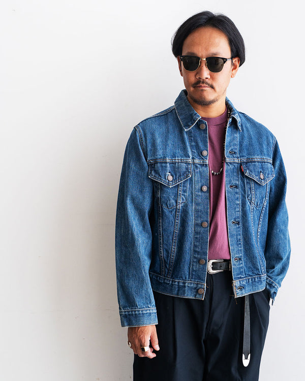 スッキリとした形できやすい シルエット。